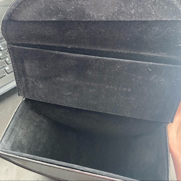 Marc Jacob sunglasses with original box - Picture 2 of 7